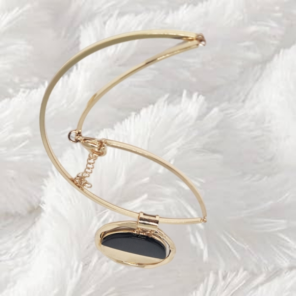 .🌲10/$20.  Gold Tone Flexible Choker with Double Pendants - Picture 5 of 6